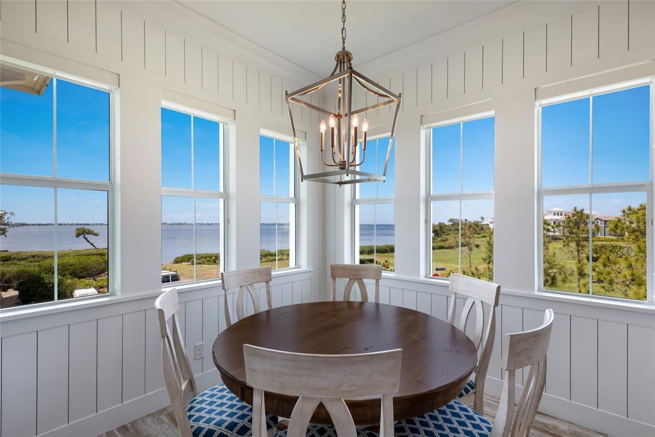 318 Compass Point Drive, Unit 202, Bradenton, FL 34209 Photo