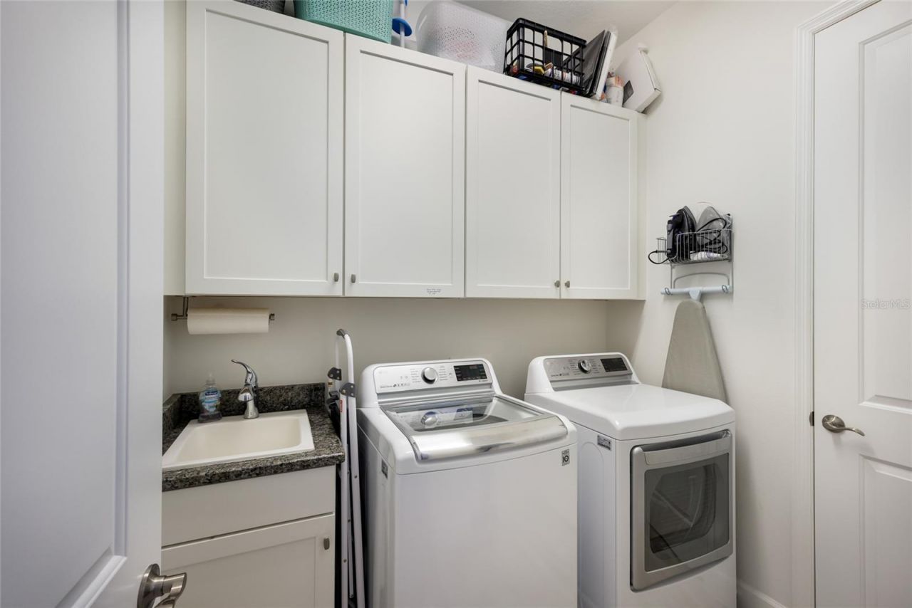 318 Compass Point Drive, Unit 202, Bradenton, FL 34209 Photo