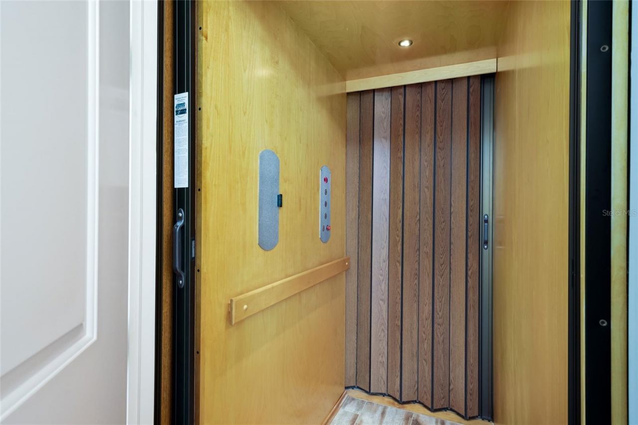 318 Compass Point Drive, Unit 202, Bradenton, FL 34209 Photo