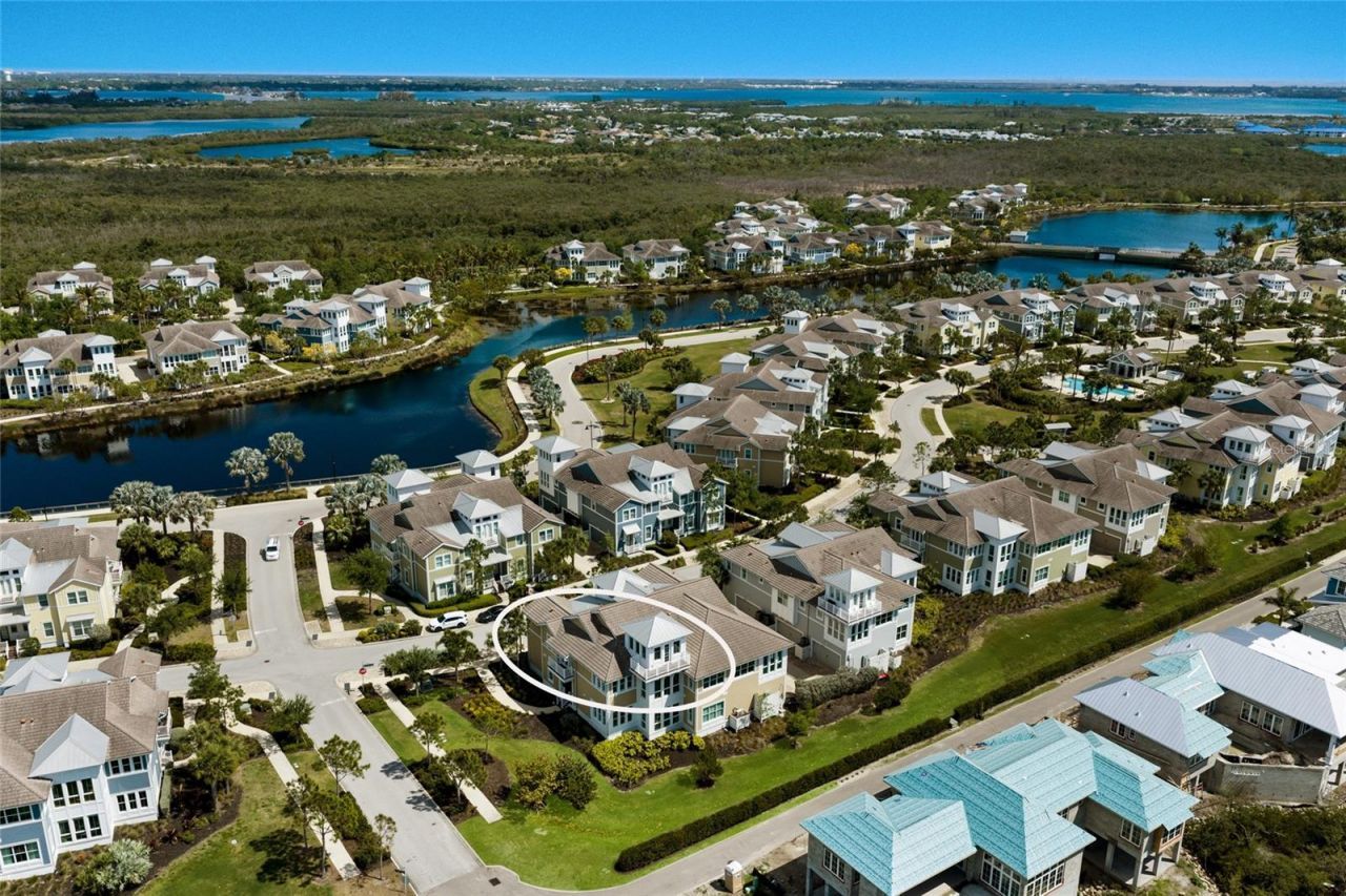 318 Compass Point Drive, Unit 202, Bradenton, FL 34209 Photo