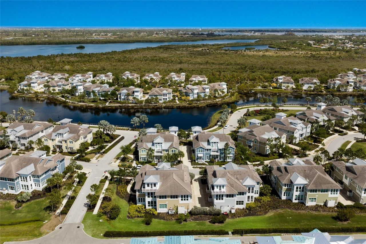 318 Compass Point Drive, Unit 202, Bradenton, FL 34209 Photo