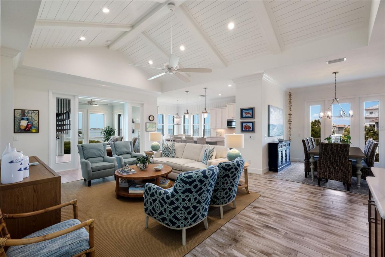 318 Compass Point Drive, Unit 202, Bradenton, FL 34209 Photo