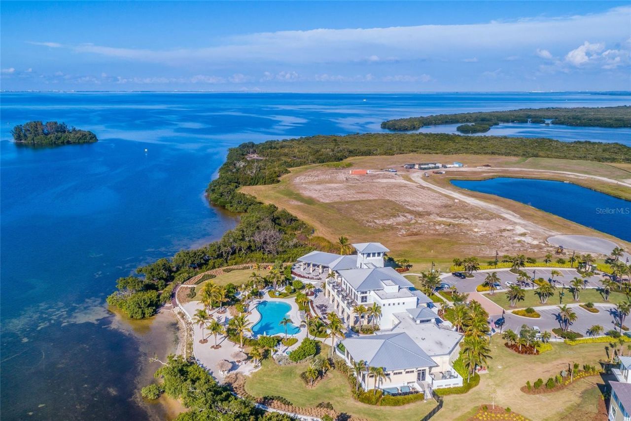 318 Compass Point Drive, Unit 202, Bradenton, FL 34209 Photo