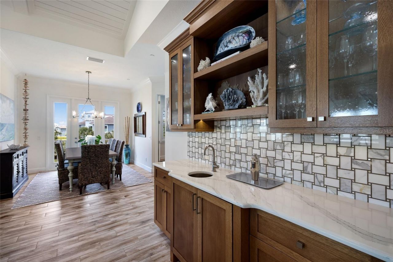 318 Compass Point Drive, Unit 202, Bradenton, FL 34209 Photo