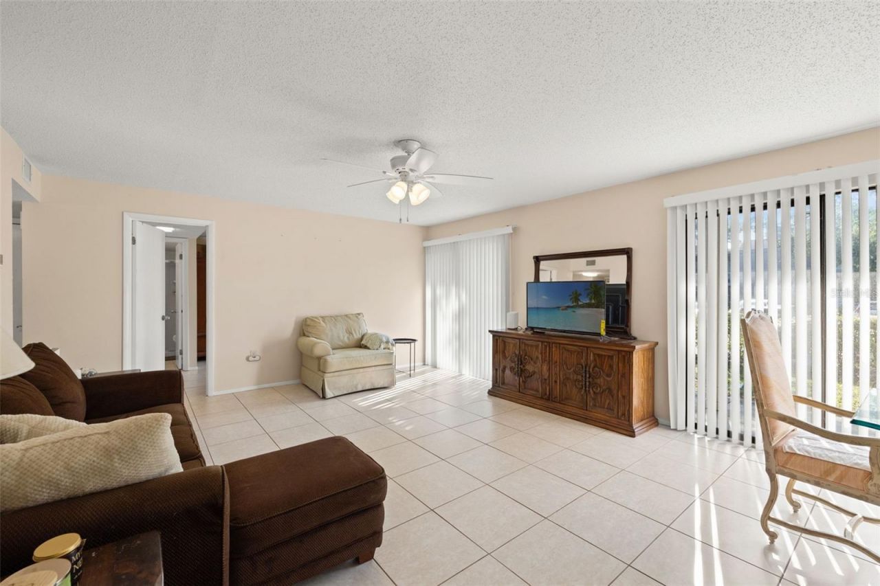 2232 Bahia Vista Street, Unit A1, Sarasota, FL 34239 Photo