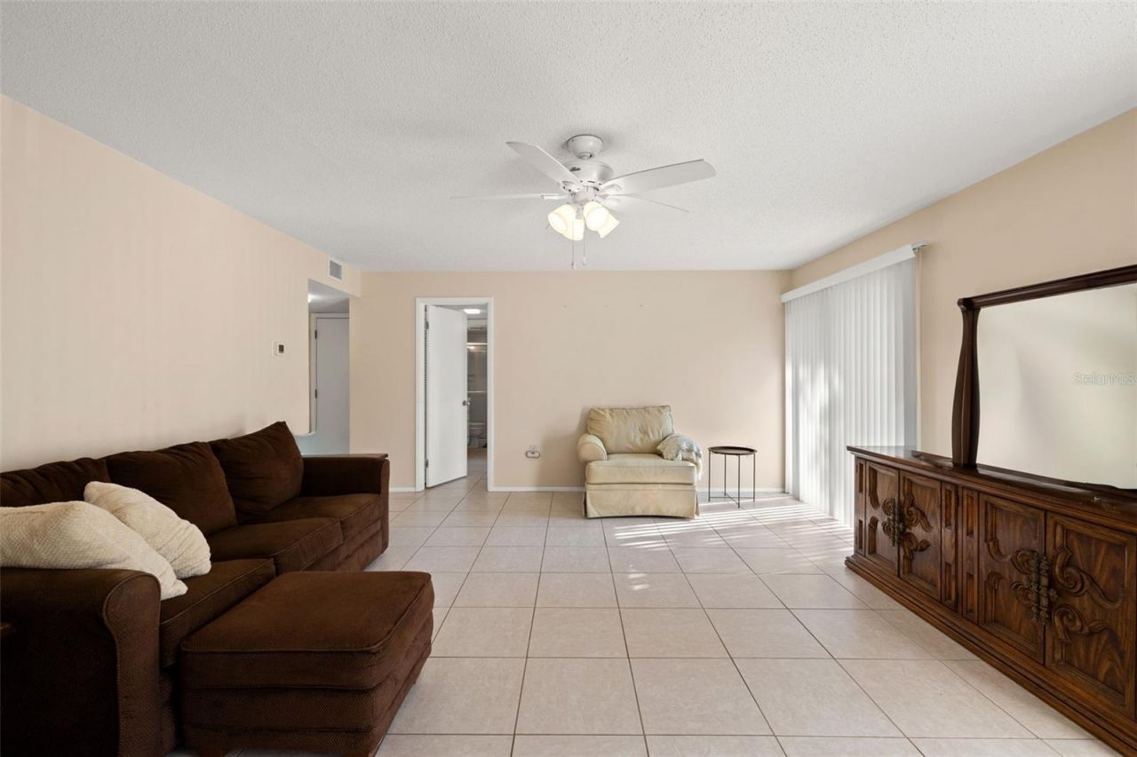 2232 Bahia Vista Street, Unit A1, Sarasota, FL 34239 Photo