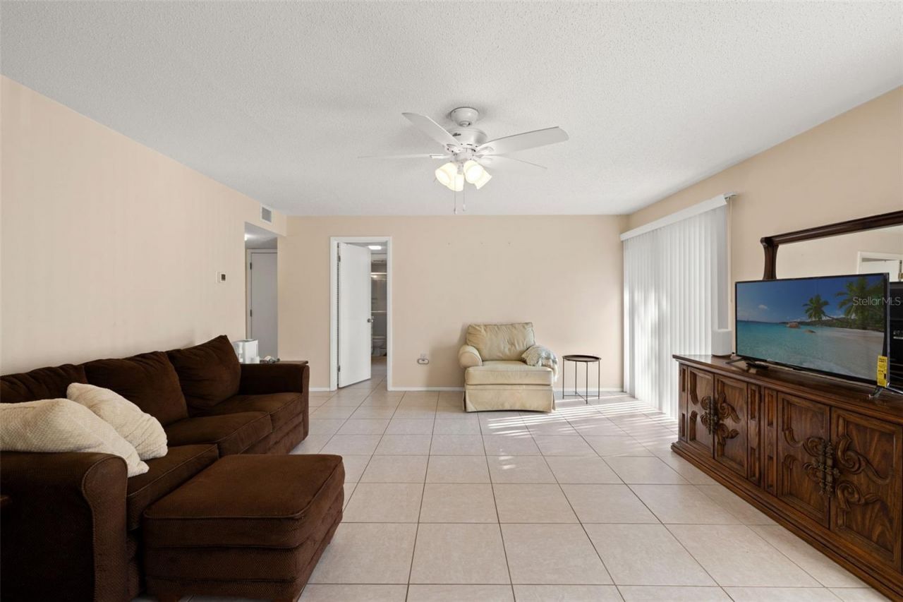 2232 Bahia Vista Street, Unit A1, Sarasota, FL 34239 Photo