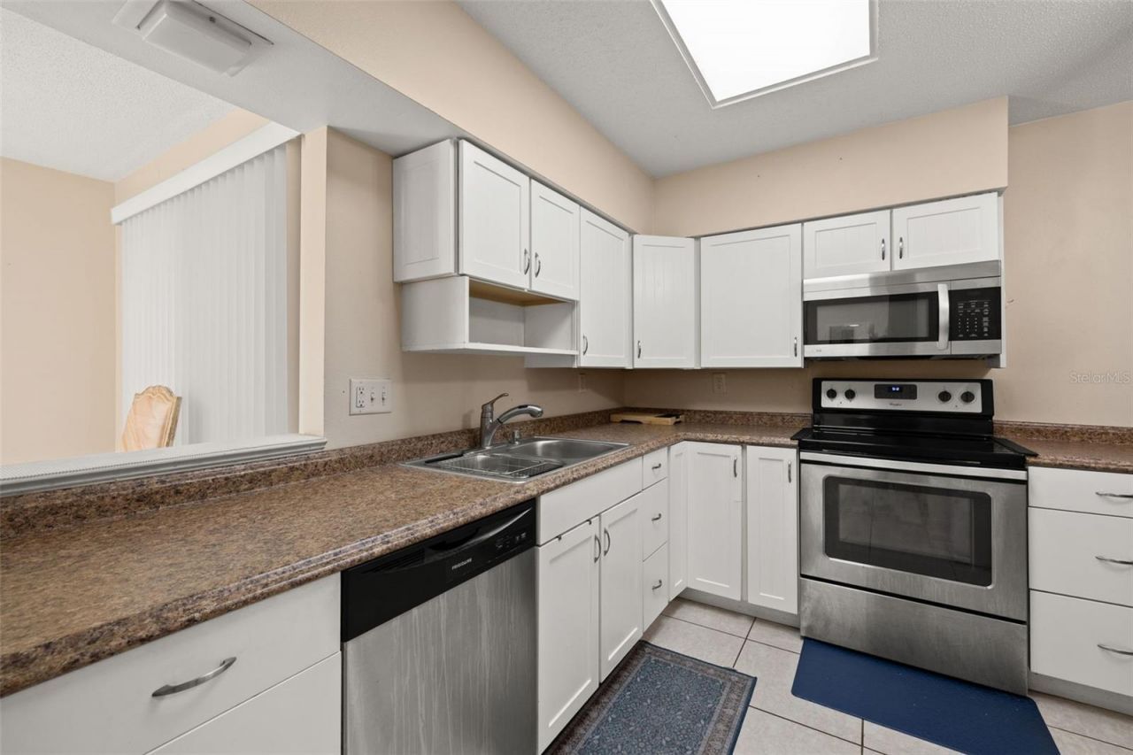 2232 Bahia Vista Street, Unit A1, Sarasota, FL 34239 Photo