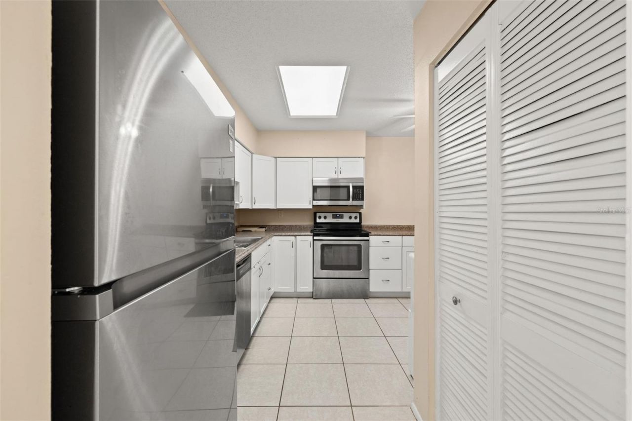 2232 Bahia Vista Street, Unit A1, Sarasota, FL 34239 Photo