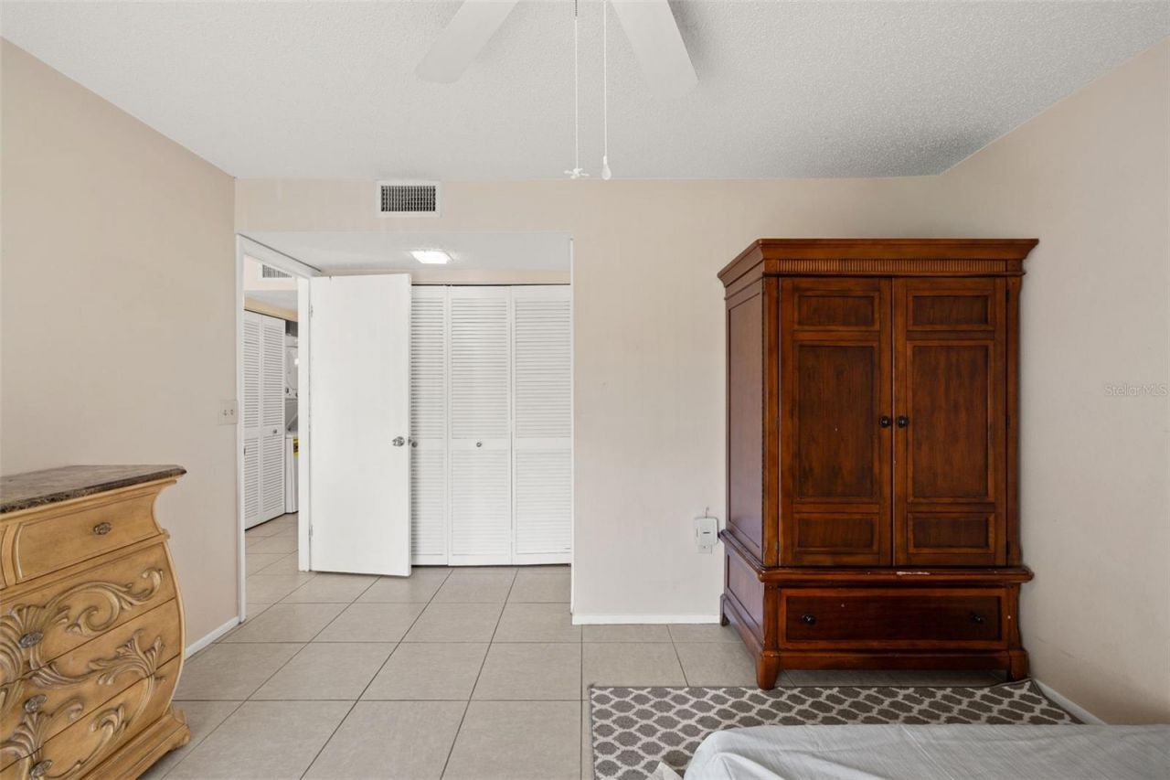 2232 Bahia Vista Street, Unit A1, Sarasota, FL 34239 Photo