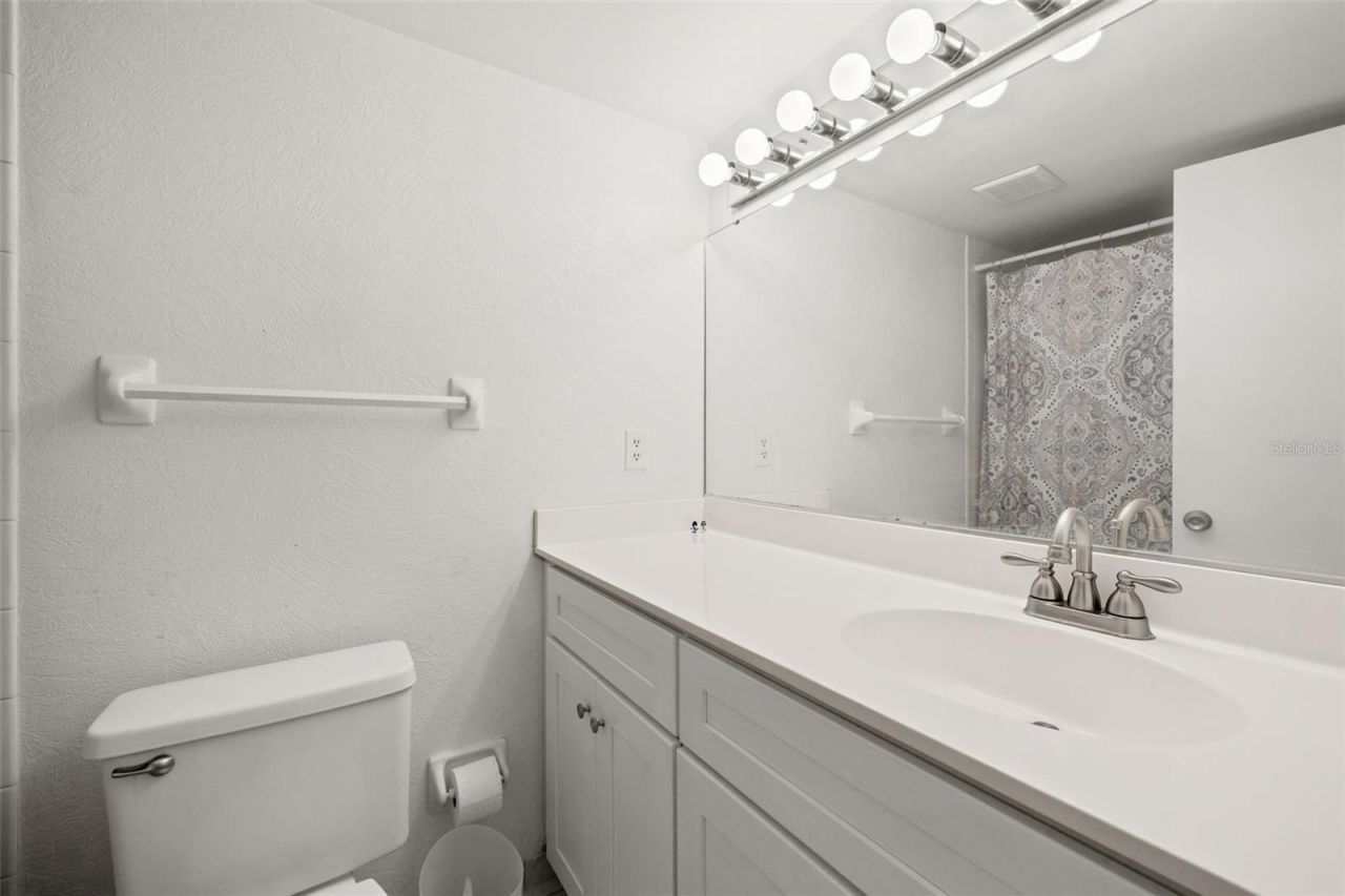 2232 Bahia Vista Street, Unit A1, Sarasota, FL 34239 Photo