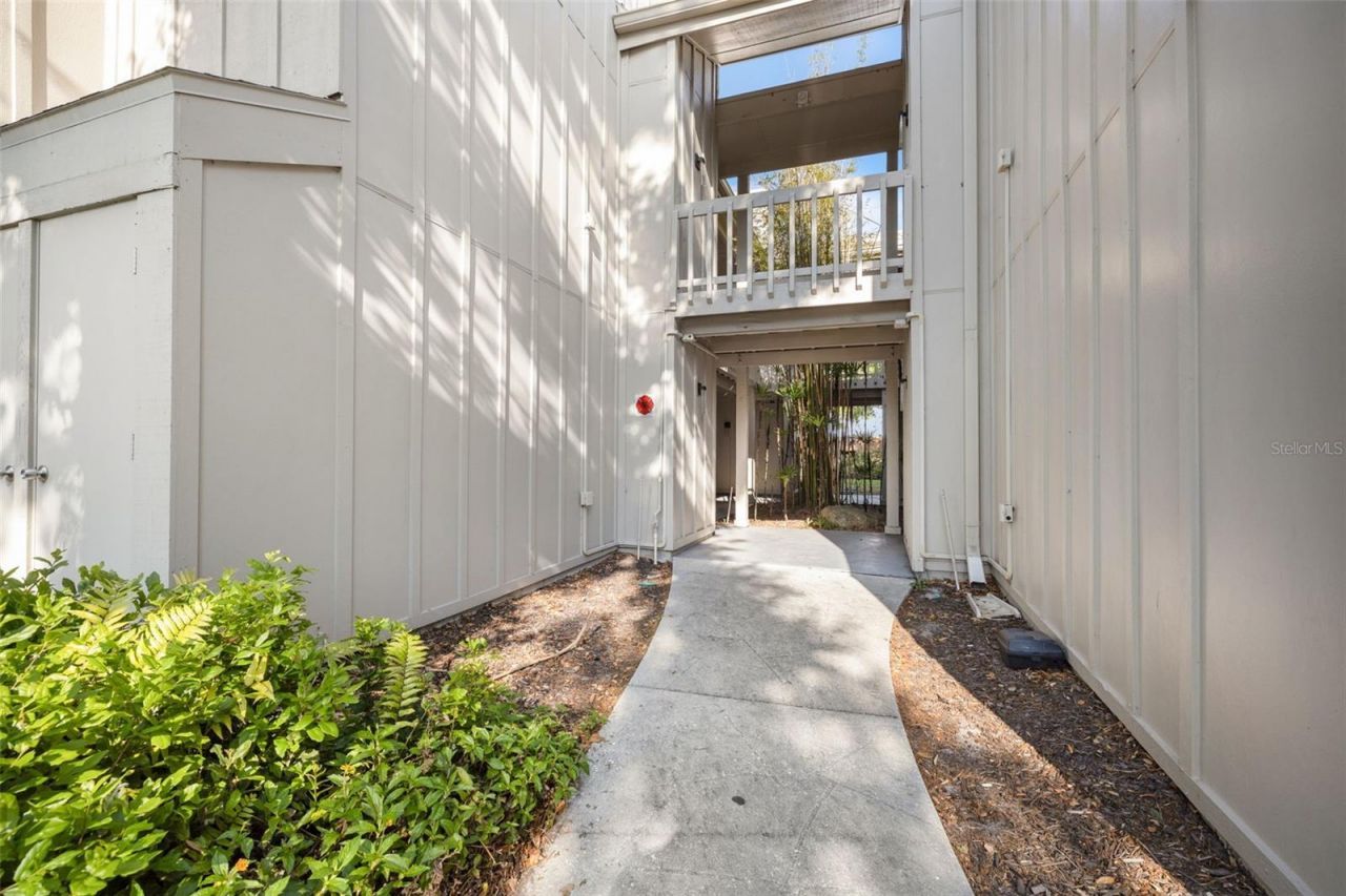 2232 Bahia Vista Street, Unit A1, Sarasota, FL 34239 Photo