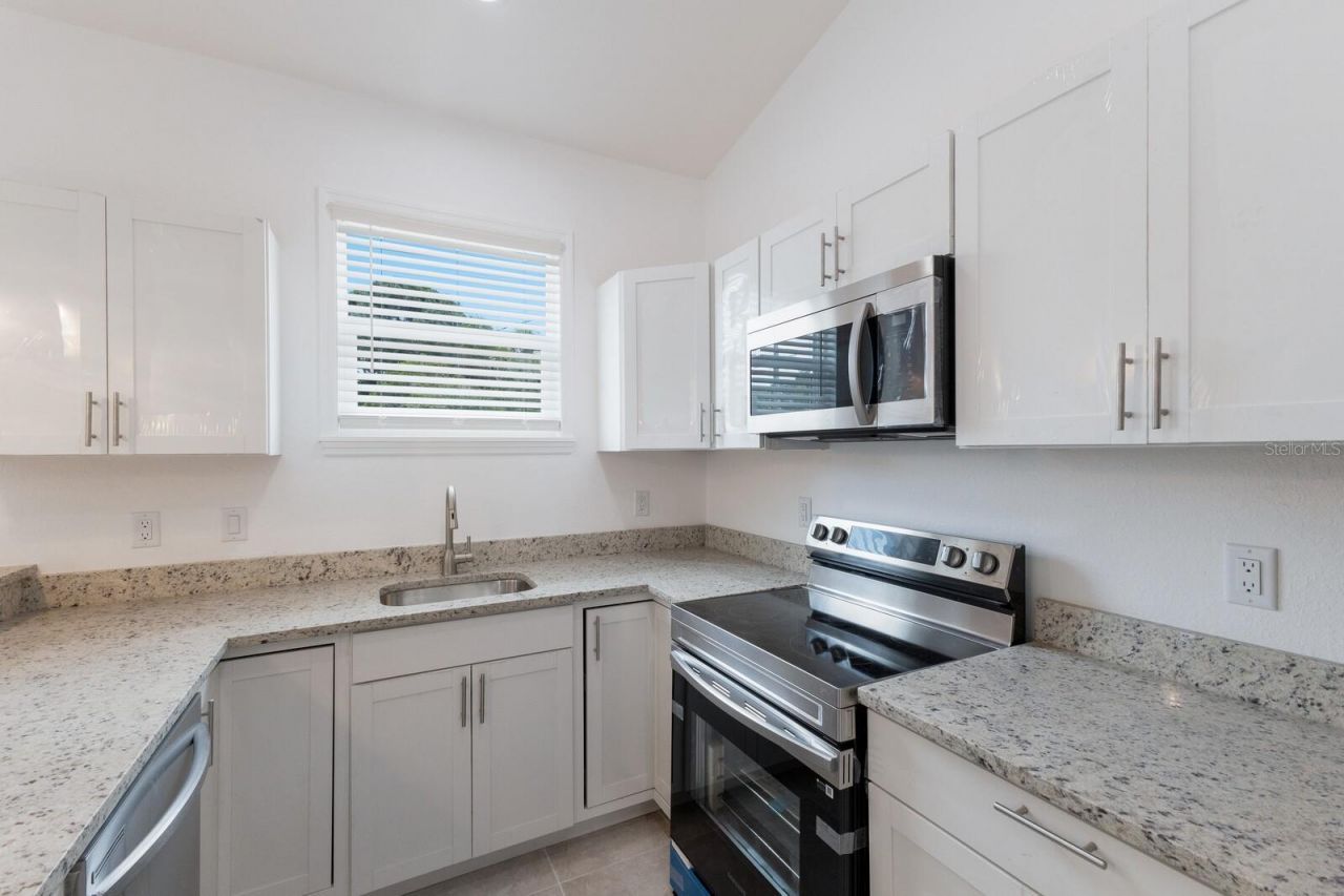 520 12th Avenue W, Bradenton, FL 34205 Photo