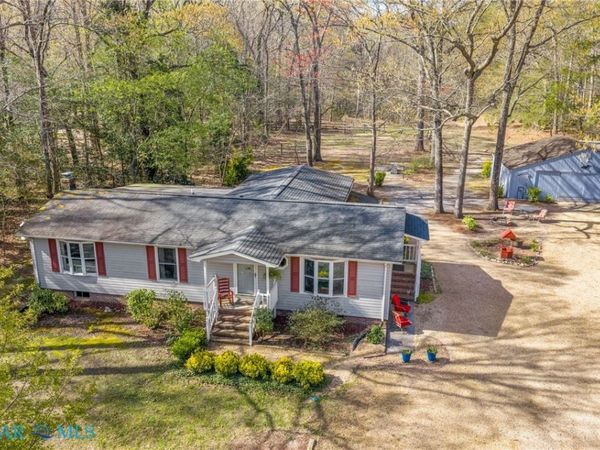 5288 Creekwood Lane , Gloucester, VA 23061