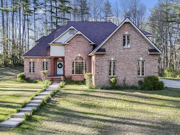 7400 OH-56 , Athens, OH 45701