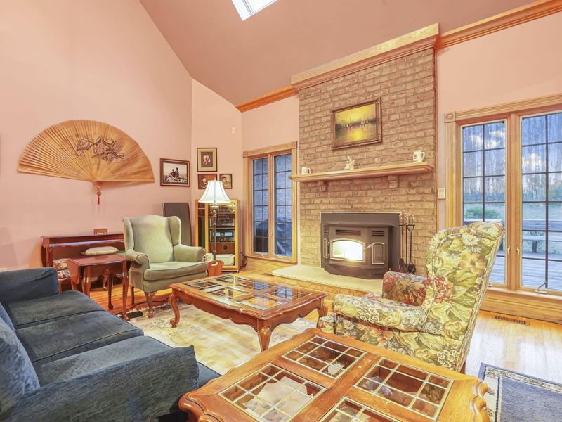 7400 OH-56, Athens, OH 45701 Photo 10