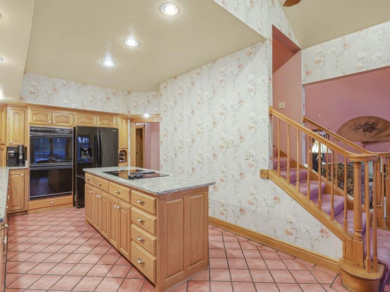 7400 OH-56, Athens, OH 45701 Photo 17