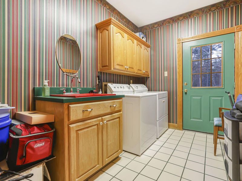 7400 OH-56, Athens, OH 45701 Photo 21