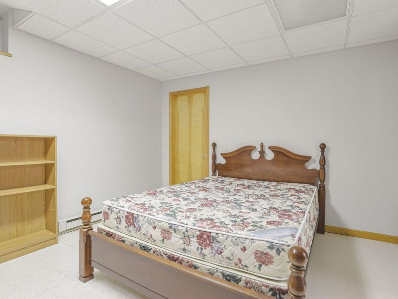 7400 OH-56, Athens, OH 45701 Photo 35