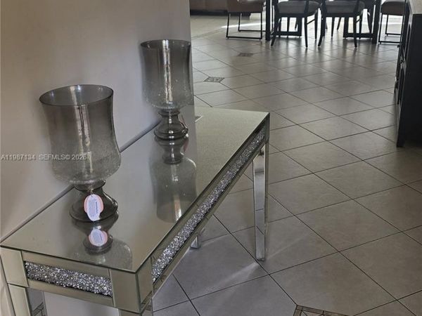 6690 NW 38th Dr, Lauderhill, FL 33319