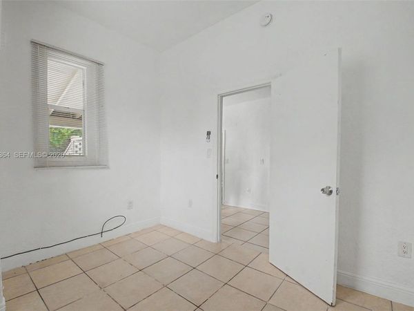 50 NW 79th St , Unit 2, Miami, FL 33150