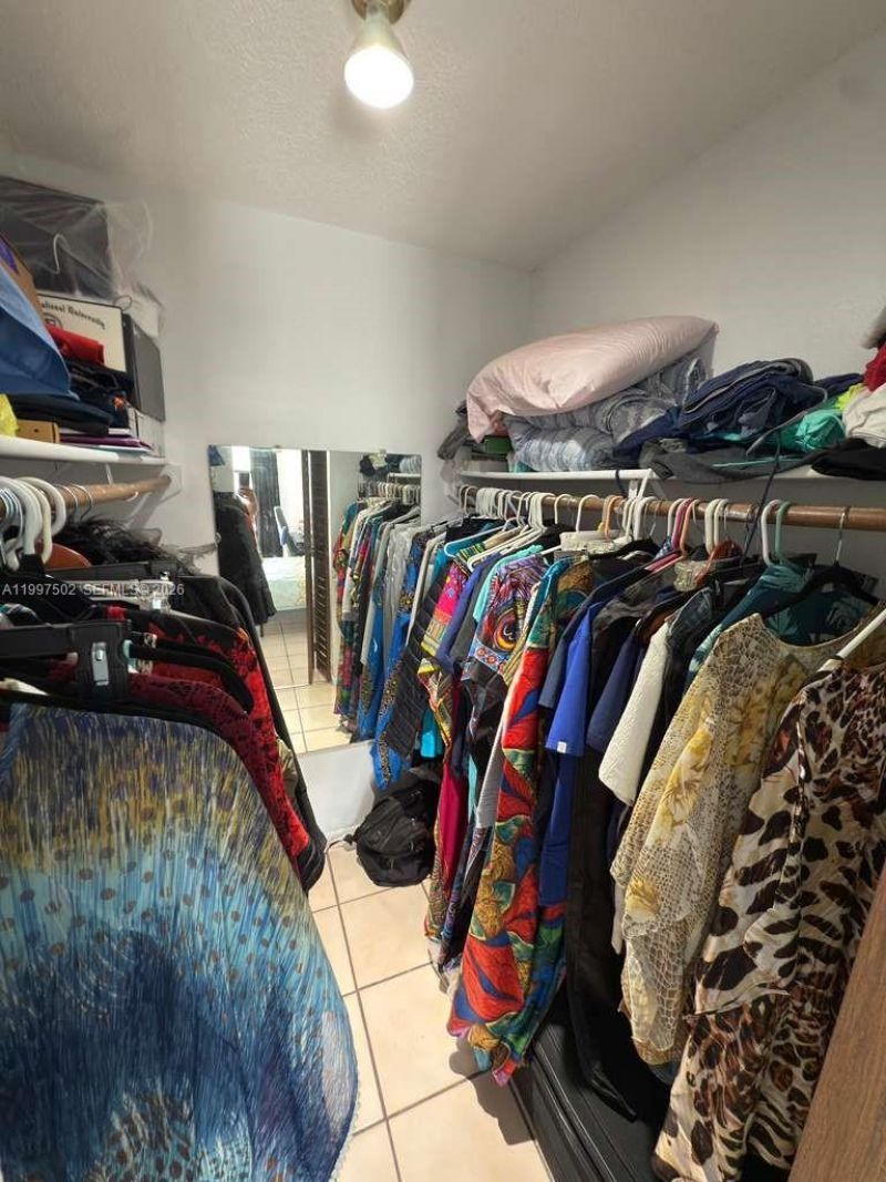 1825 W 44th Pl, Unit 208, Hialeah, FL 33012 Photo