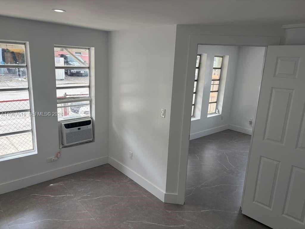 1011 SW 5th St, Unit 1, Miami, FL 33130 Photo