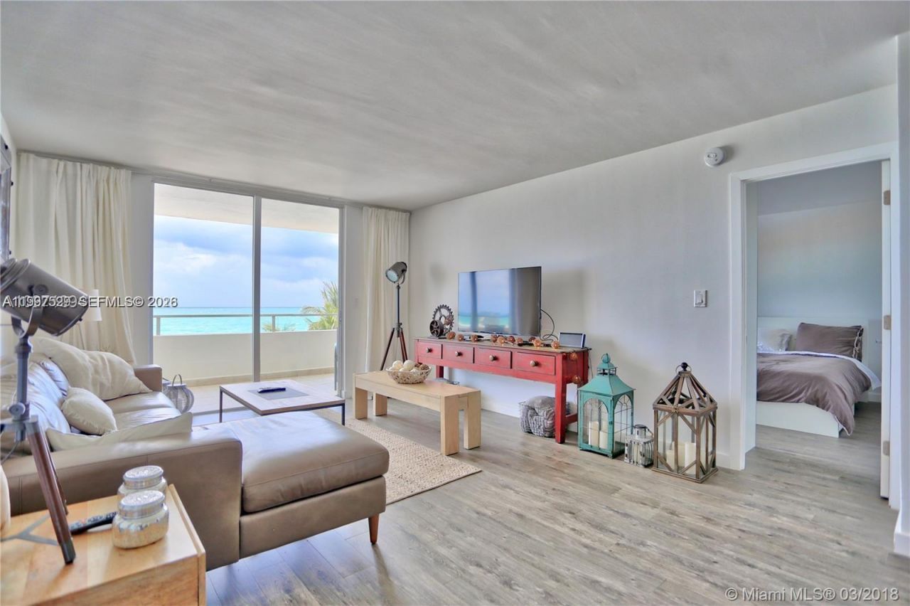 5555 Collins Ave, Unit 5F, Miami Beach, FL 33140 Photo