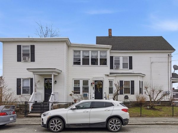 103 Dalton St, Lowell, MA 01850