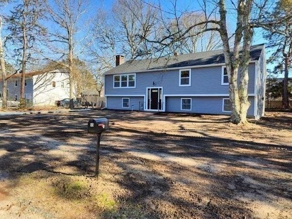 49 Captain Besse Rd, Yarmouth, MA 02664
