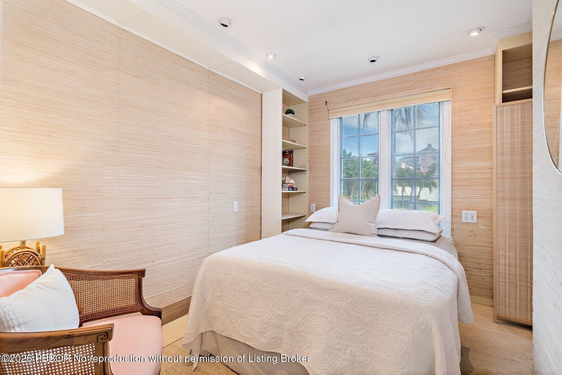 155 Peruvian Avenue, Palm Beach, FL 33480 Photo