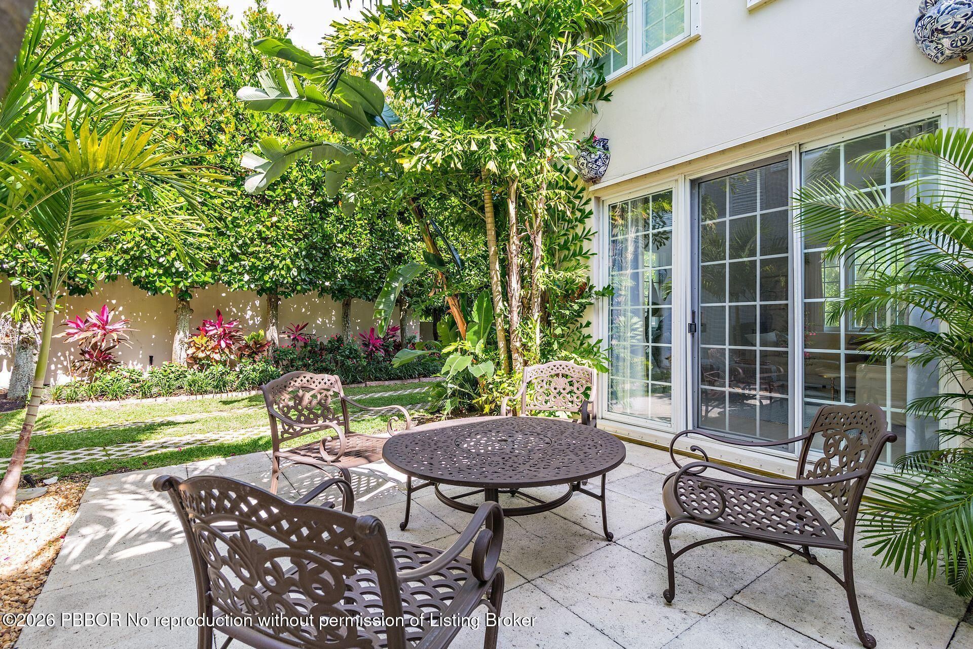 155 Peruvian Avenue, Palm Beach, FL 33480 Photo