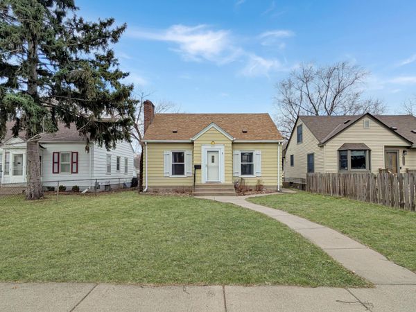 3717 Perry Avenue N, Robbinsdale, MN 55422