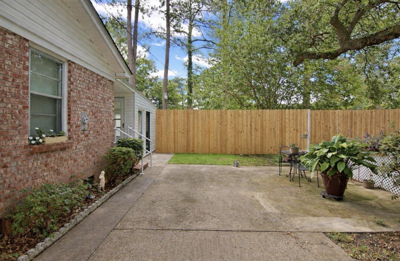 442 Mary Scott Drive Photo 7