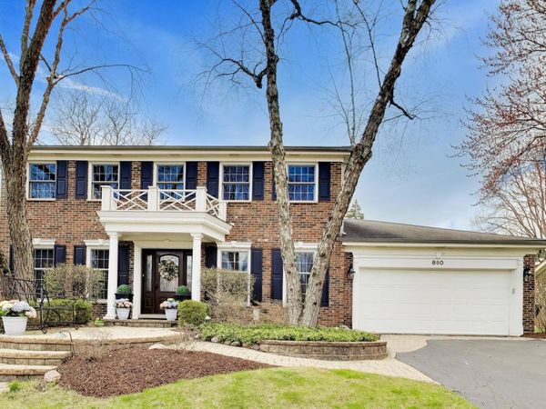 860 S Carriageway Lane , Palatine, IL 60067