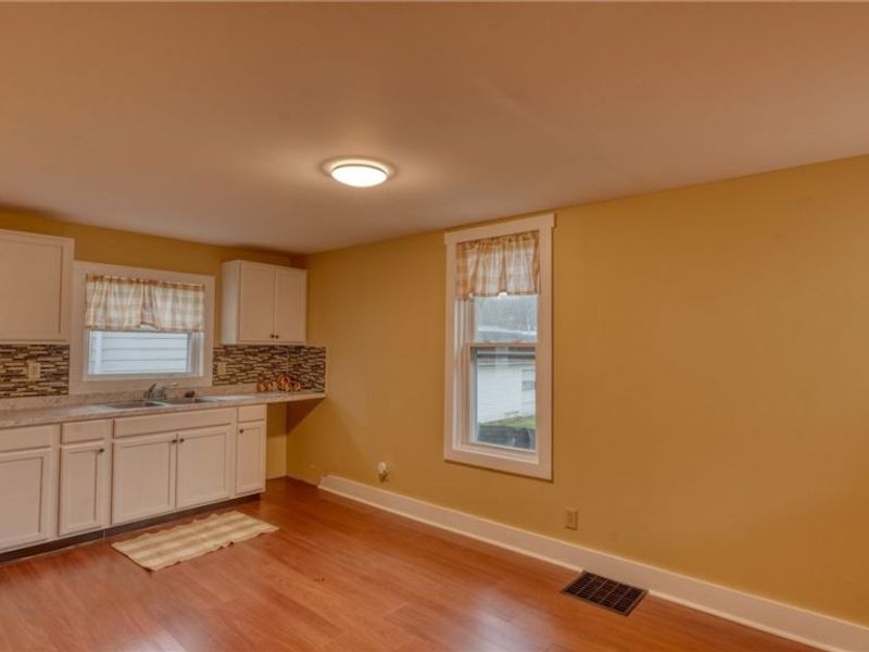 606 S 7th Street, Cambridge, OH 43725 Photo 9