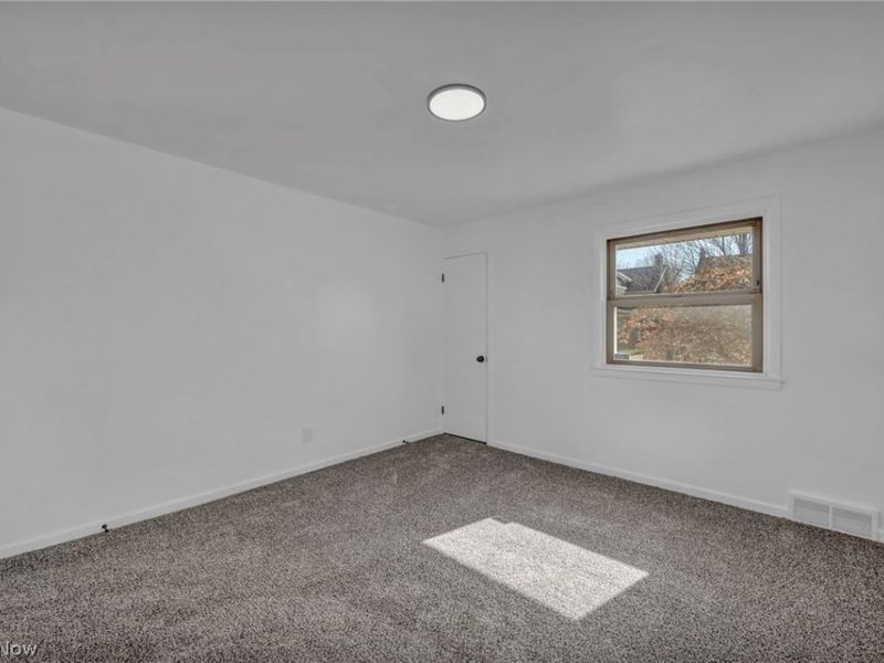 161 E 216th Street , Euclid, OH 44123 Photo 12