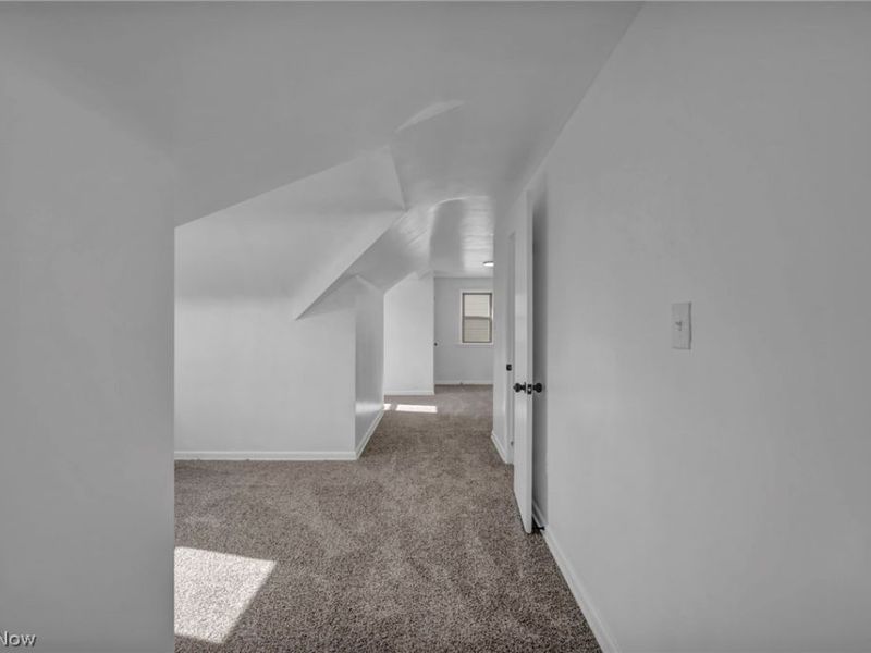 161 E 216th Street , Euclid, OH 44123 Photo 17