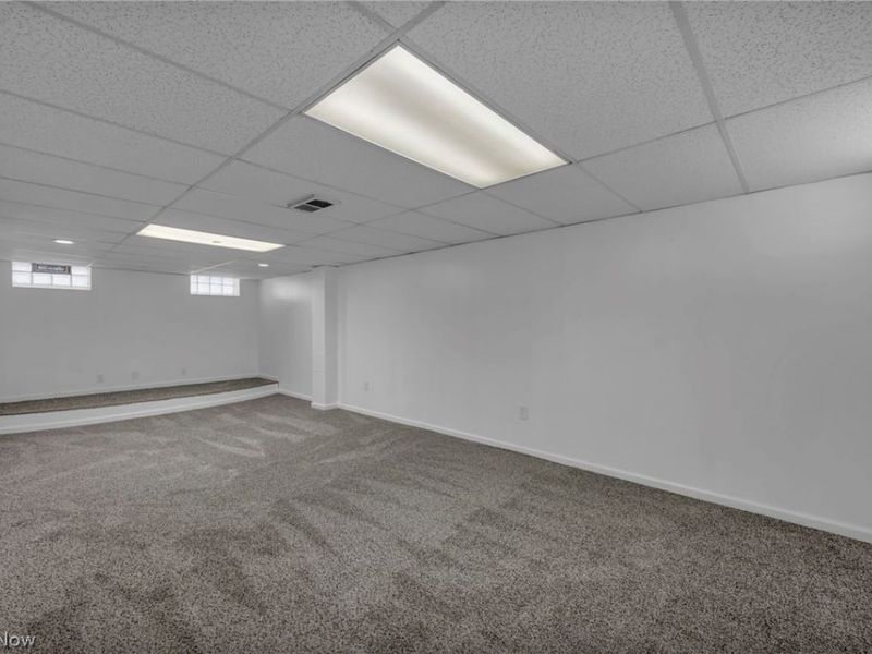 161 E 216th Street , Euclid, OH 44123 Photo 30