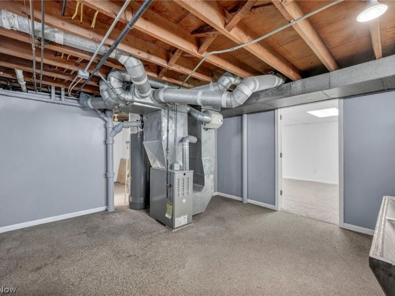 161 E 216th Street , Euclid, OH 44123 Photo 31