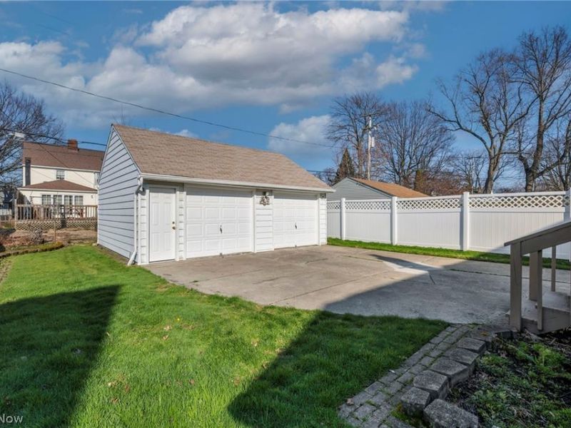 161 E 216th Street , Euclid, OH 44123 Photo 36