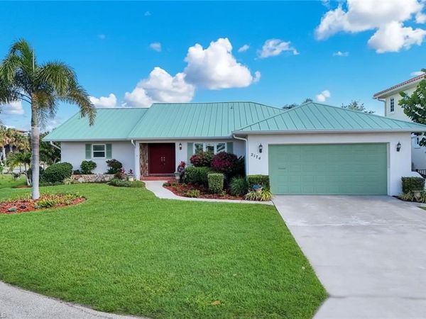 2174 Bayou RD , PUNTA GORDA, FL 33950