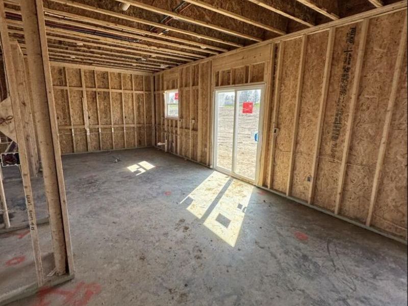 328 Dylan Drive, Bellefontaine, OH 43311 Photo 3