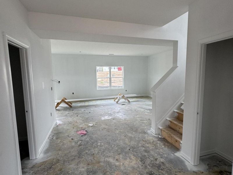 328 Dylan Drive, Bellefontaine, OH 43311 Photo 4