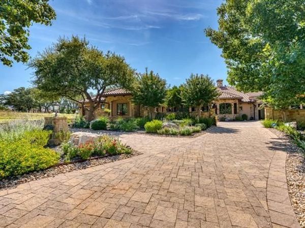 104 Orange Plume, Horseshoe Bay, TX 78657