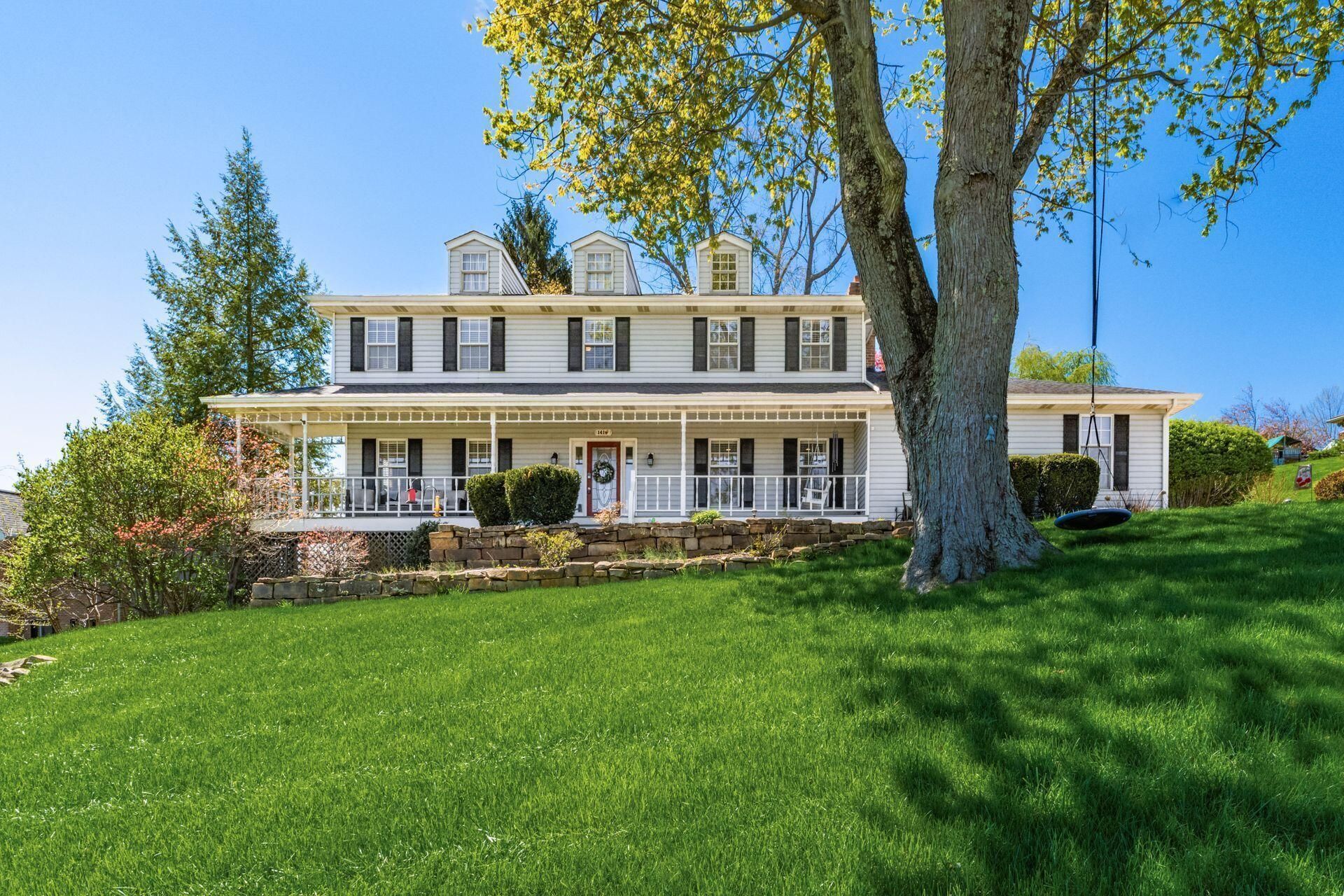 141 Applewood Drive , Chillicothe, OH 45601 Main Photo