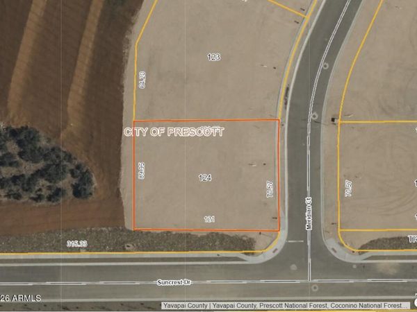 5606 MERIDIAN Court, Unit 124, Prescott, AZ 86305