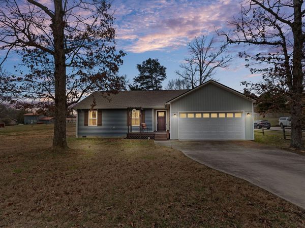 211 Oakwood Circle, Cleveland, TN 37312