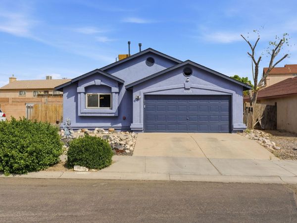 10515 Johncock Avenue SW, Albuquerque, NM 87121