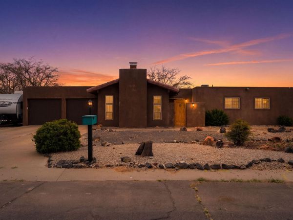 310 Veja Baja Drive SE, Rio Rancho, NM 87124